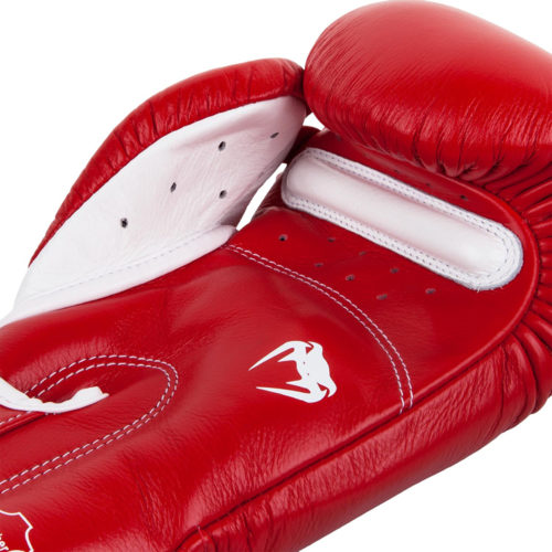 Красные боксерские перчатки VENUM GIANT 3.0 (ладонь)