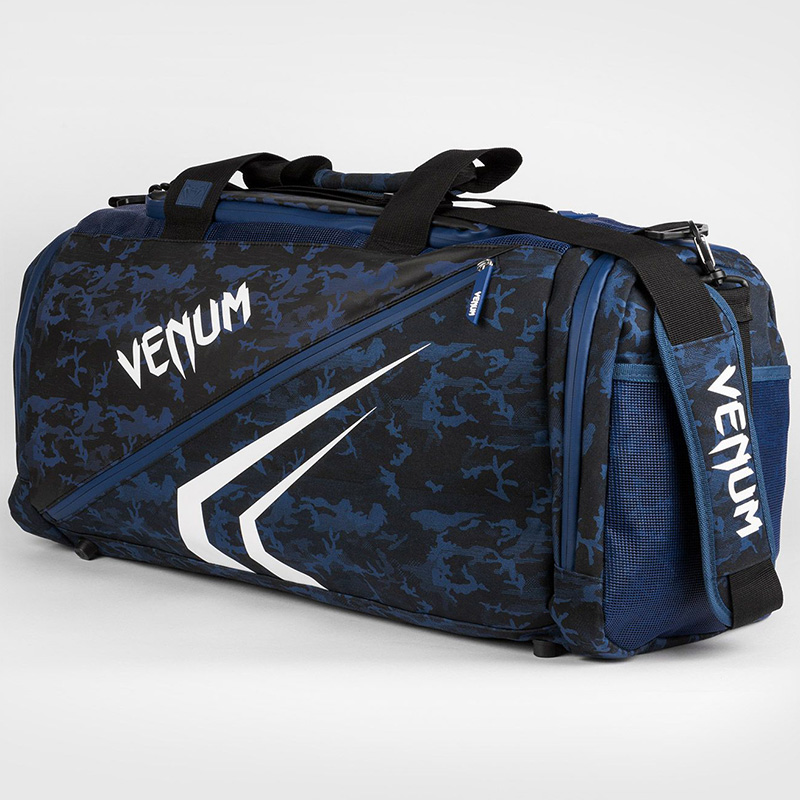 Черно-синяя спортивная сумка VENUM TRAINER LITE EVO