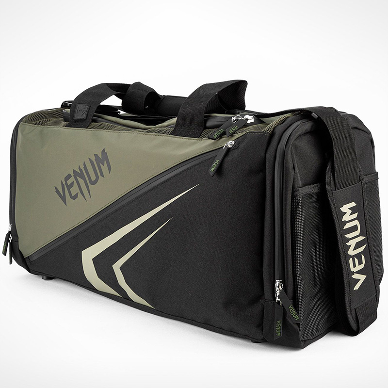 Черно-зеленая спортивная сумка VENUM TRAINER LITE EVO